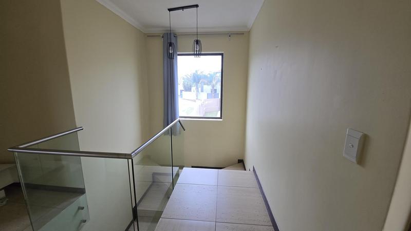 3 Bedroom Property for Sale in Gateway Manor North West
